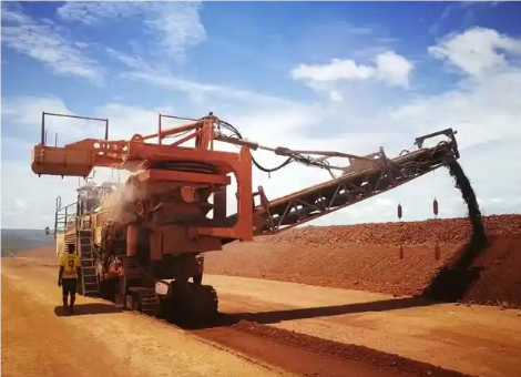 （矿业开采加工用消泡剂应用场景） 